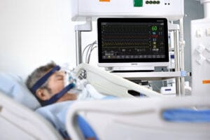 ما هي الأمراض التي تستدعي العناية المركزة المنزلية؟